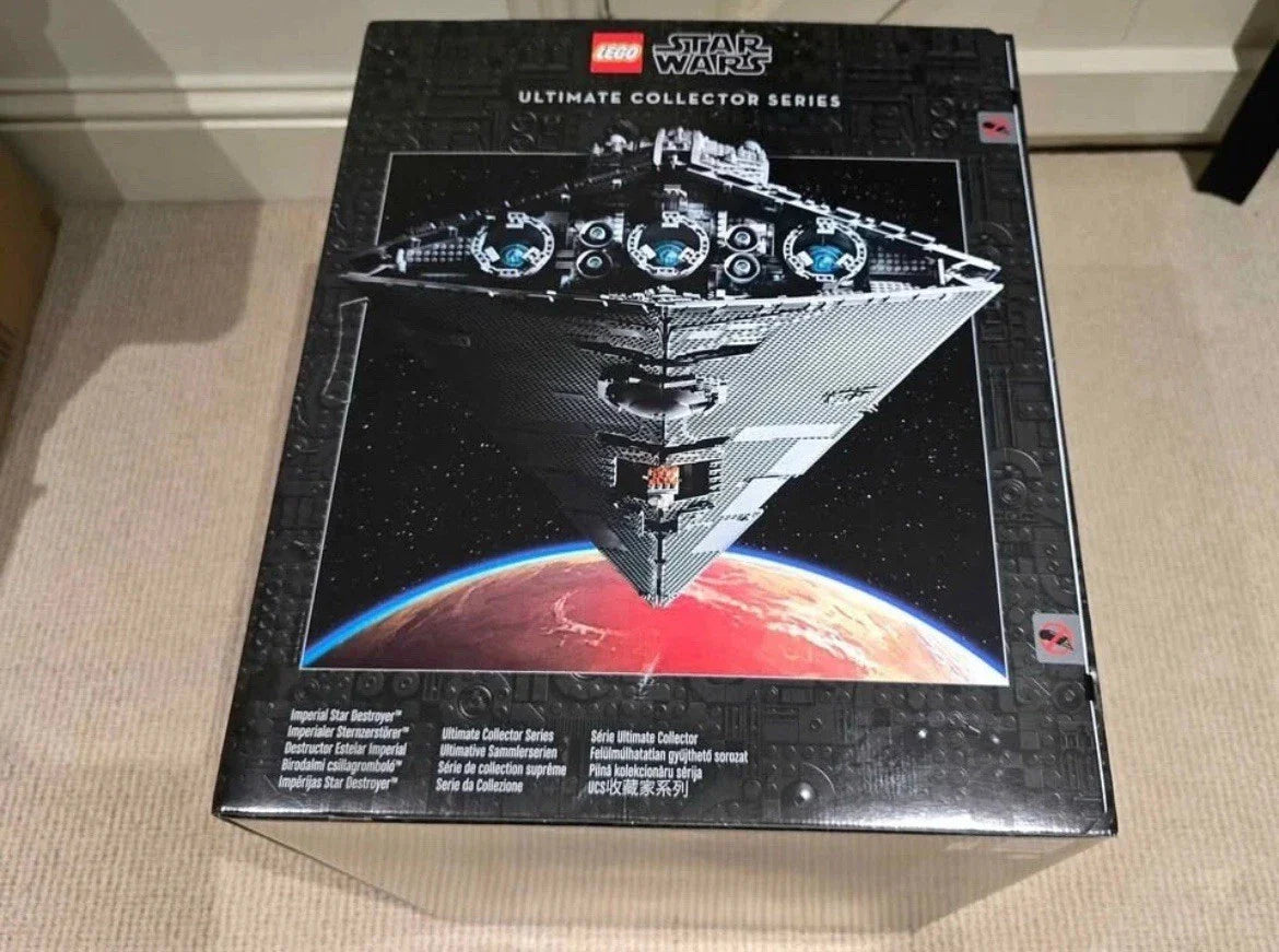 LEGO Star Wars Ultimate Collector Series Imperial Star Destroyer Set 75252
